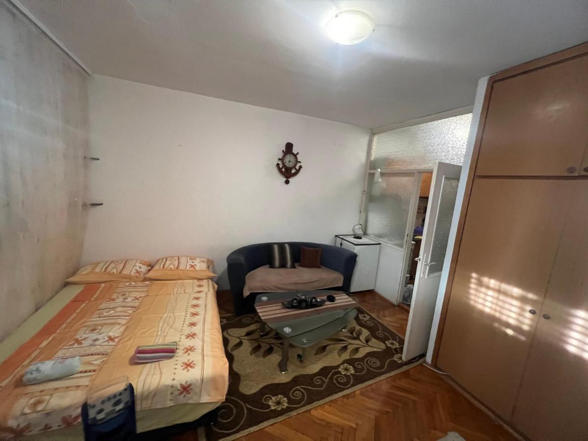 A-D Free Wi-Fi Internet, Air Conditioner,Free Parking Podgorica Ngoại thất bức ảnh